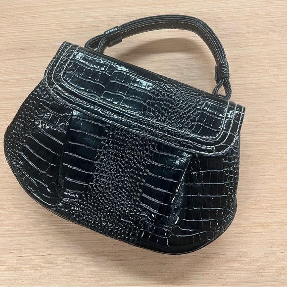 Black purse - Picture 3 of 3